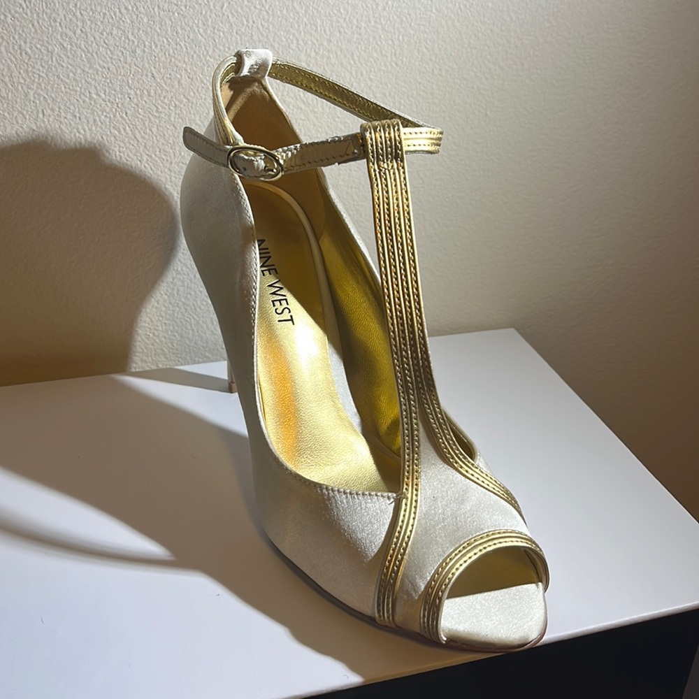 Pearl white satin and gold peep toe dress shoes, size 6.5